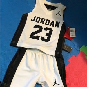 Jordan jersey set size 2T
